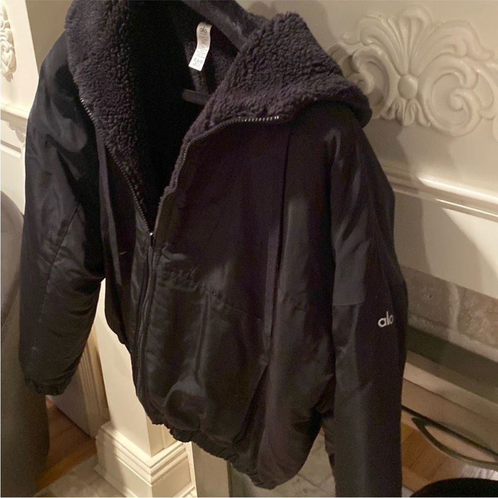 Alo Yoga Duality Reversible Hooded Black Sherpa Puffer Jacket Small S $348